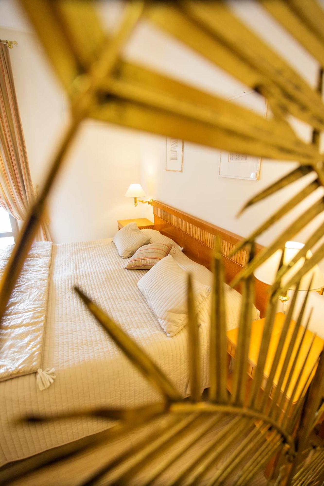 Miramare Apartments&Suites Λα Σπέτσια Δωμάτιο φωτογραφία