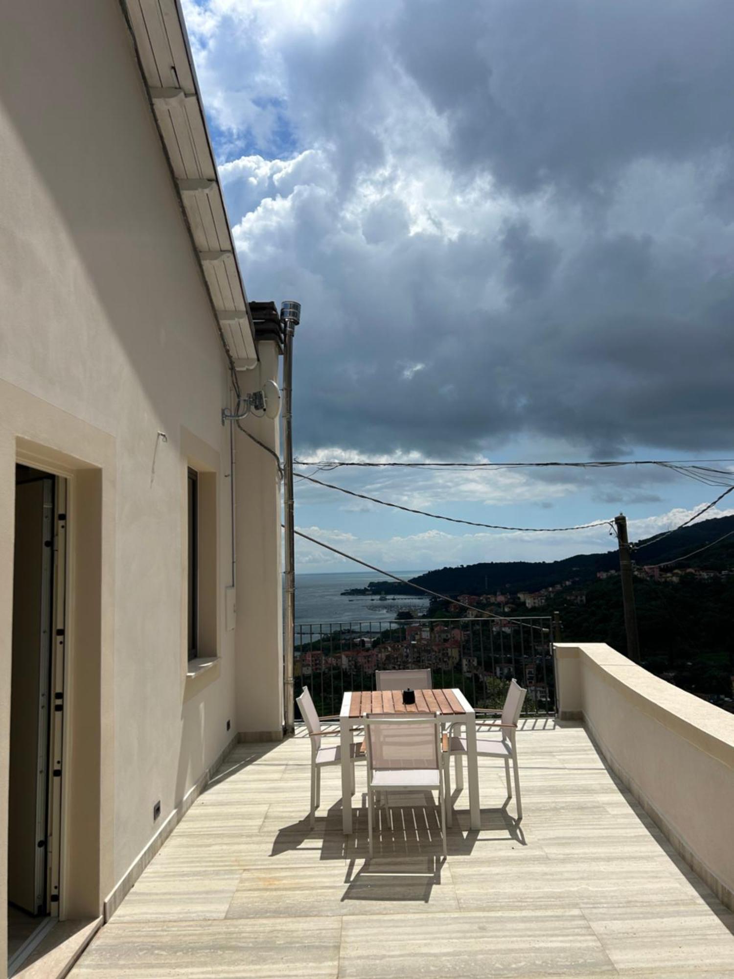Miramare Apartments&Suites Λα Σπέτσια Δωμάτιο φωτογραφία